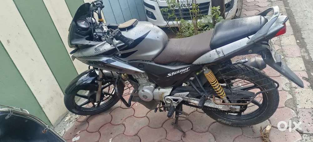 good condition koi kam nahi gadi lo petrol dalo or chalao