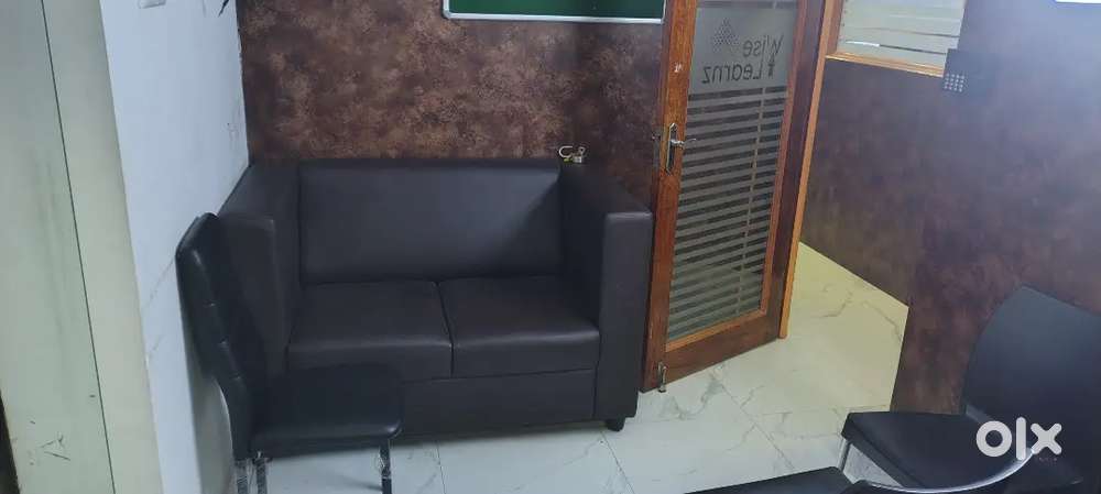 Plug and play office/ co-working space available in AnnaNagar for rent