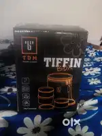 Hot and cold tiffin