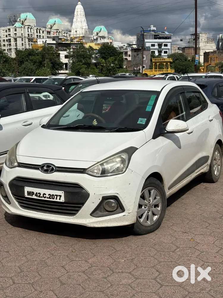 Hyundai Xcent 2015 Diesel Well Maintained