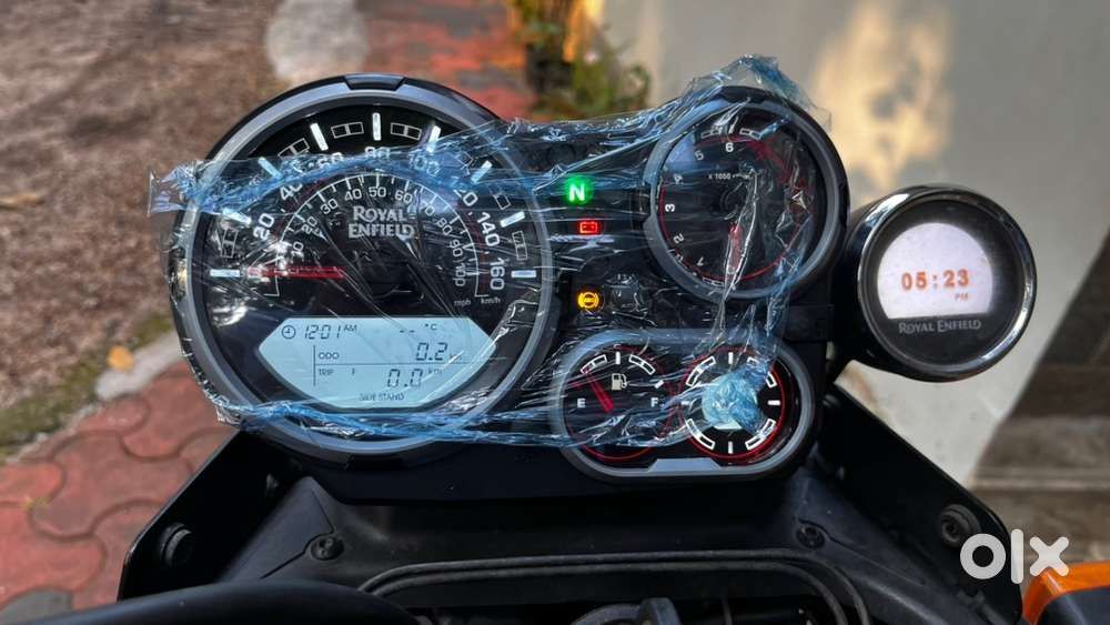 Himalayan instrument cluster