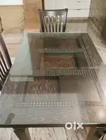 Dining Table with 4 seater