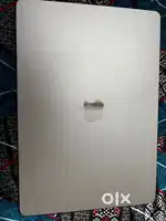 MacBook Air M3 (15.3-inch)