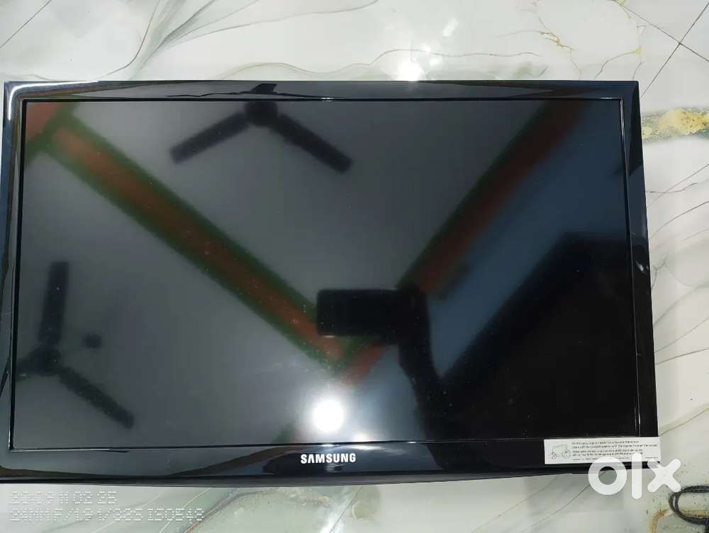 Samsung HDTV 4 Series 59 cm HD Ready LED TV