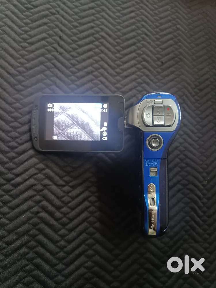 Panasonic hx-wa2 waterproof full hd video plus photo camera