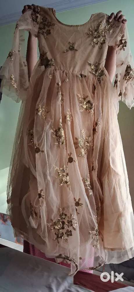 Girls gown 7 to 8 year