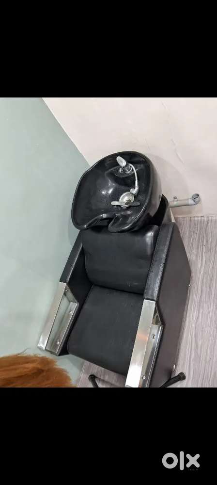Shampoo chair