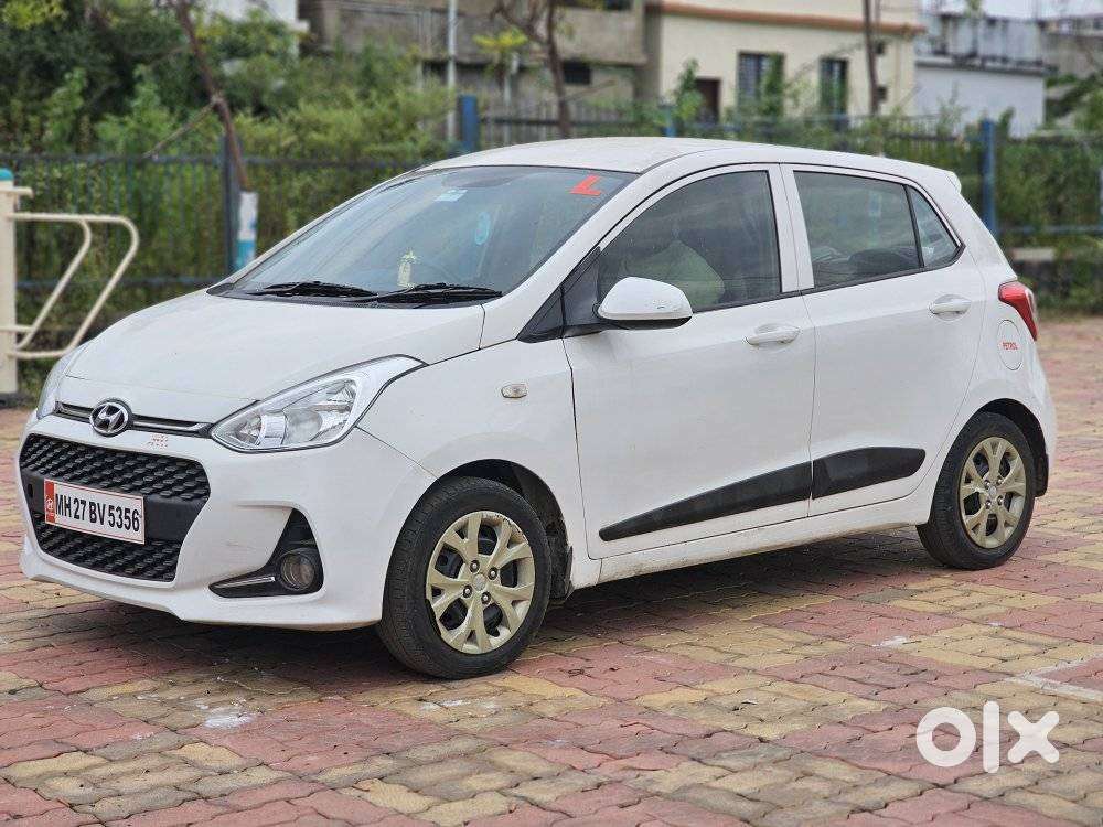 Hyundai Grand i10 2016-2017 Sportz Celebration Edition, 2017, Petrol