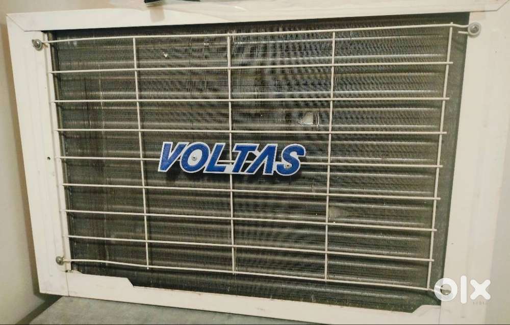 Voltas 1.2 Ton 4 Star Window AC