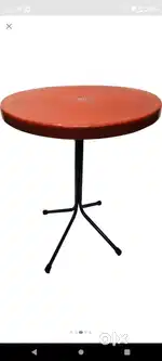 2 Round Tabale for Fast Food eating