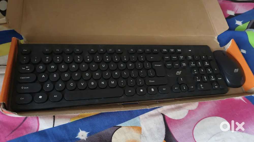 ANT VALUE  WIRELESS KEYBOARD MOUSE FKNRI05