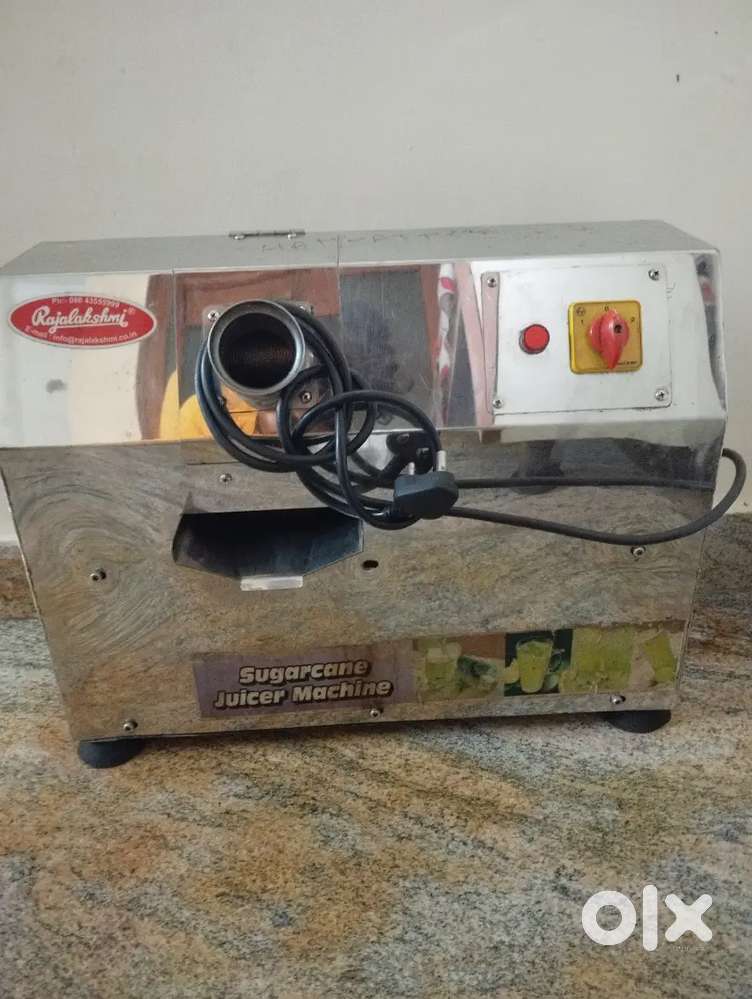 Sugar cane juice machine