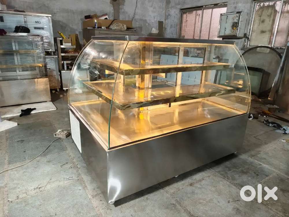 Sweet and bakery counter& deep freeze