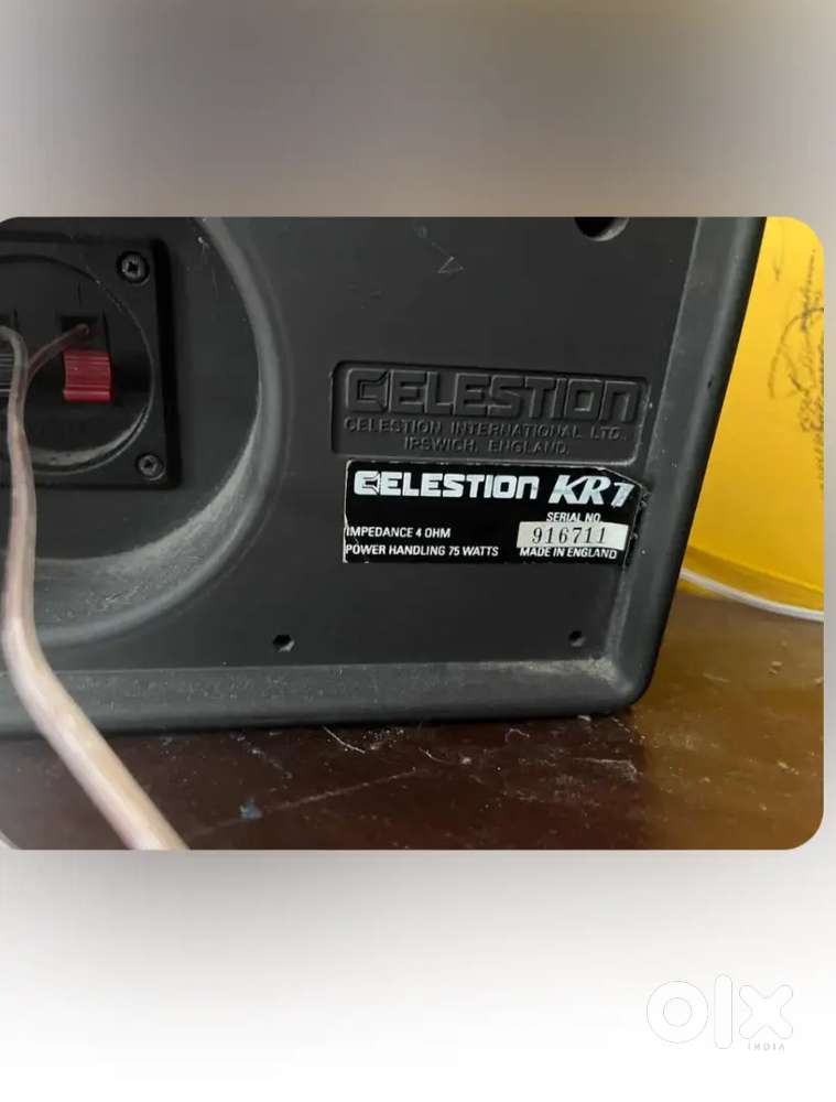 Bookshelf speaker, working condition