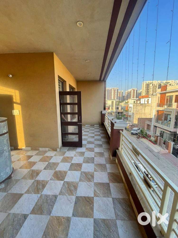 1 room set  for rent