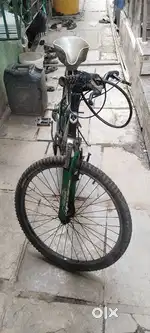 New cycle only 1 year old cycle fully condition with 6 gears