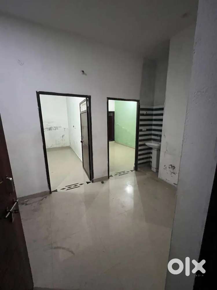 11,000 2bhk flat attached bathroom