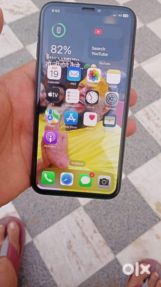 Iphone xs grey colour