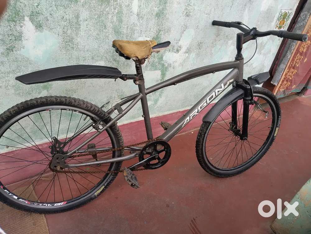 ARGON CYCLE 2 YEAR OLD GOOD CONDITION