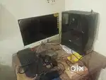 Monitor lapcare and CPU Qrtis and keyboard or mouse