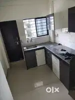 2bhk flat 3rf floor 14,000rs omkar nagar