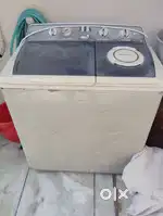 LG Semi Automatic Wahing Machine