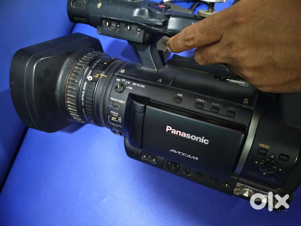 Panasonic HD Video Camera ( AG AC - 120 )