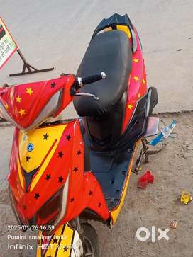 Electric scooty
