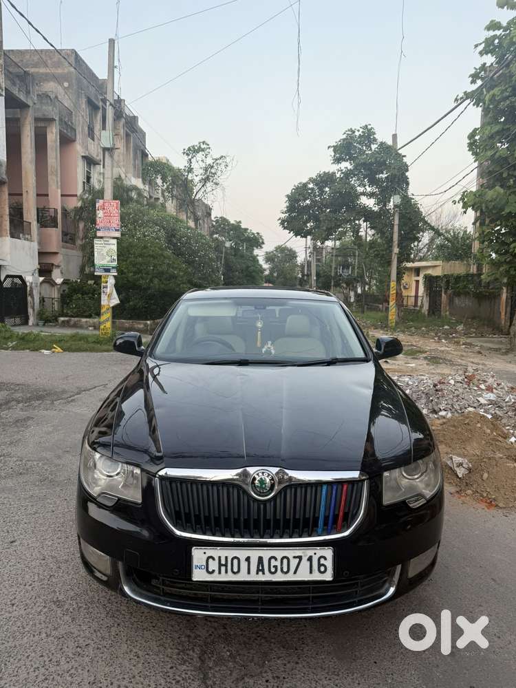 Skoda Superb 2.0 Elegance TDI CR AT, 2011, Diesel