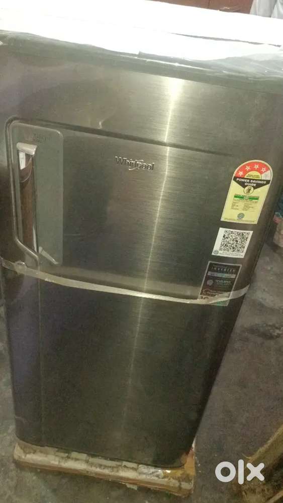 New condition fridge