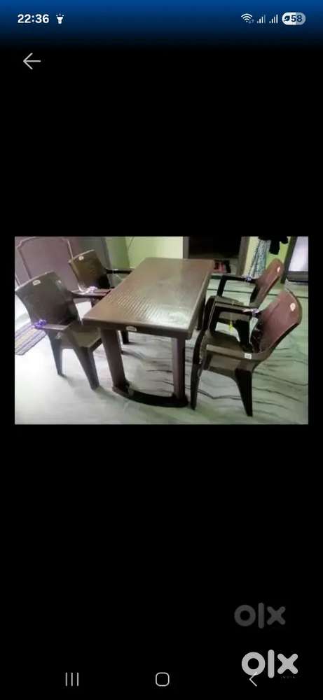 Plastic Dining set