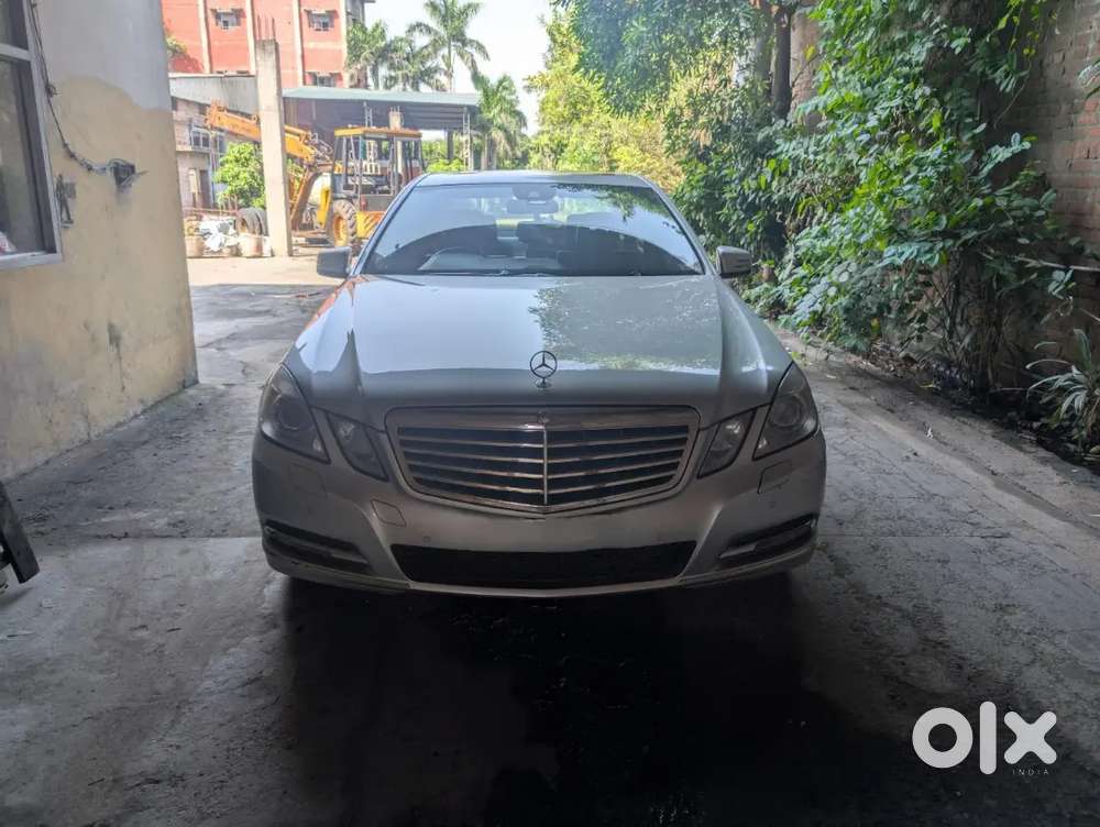 Mercedes-Benz E-Class 2011