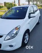 Hyundai i20 2010 Automatic with Sunroof Petrol Good Condition