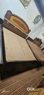 Double bed with box at minimum rate