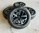 17inch Tata Harrier Safari Dual tone OEM Alloys with Tyres set of 4