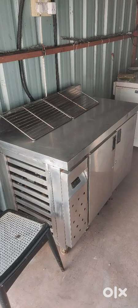 SS under counter Chiller ( 300LTR)