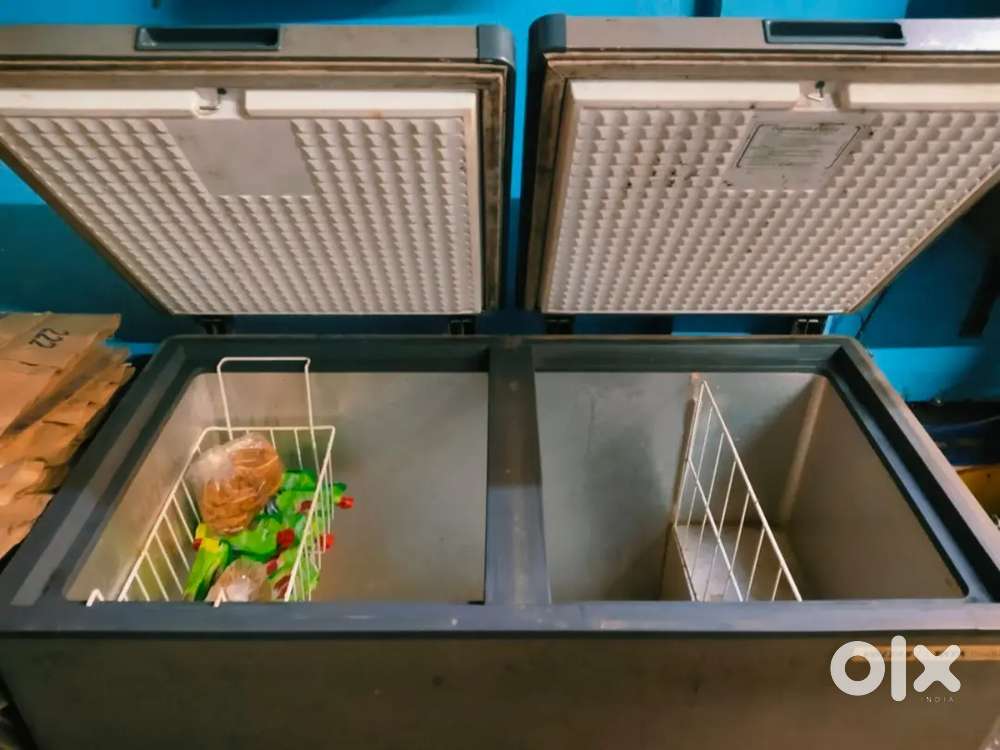 New fridge only 3 year old h shop change krna h isliye sell kar rha hu