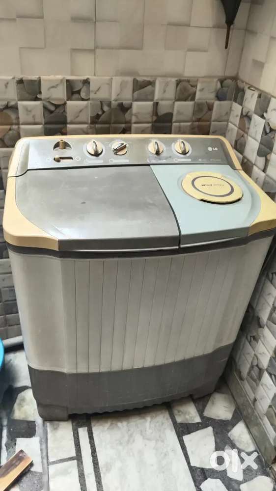 LG Semi automatic & Whirlpool Automatic machine