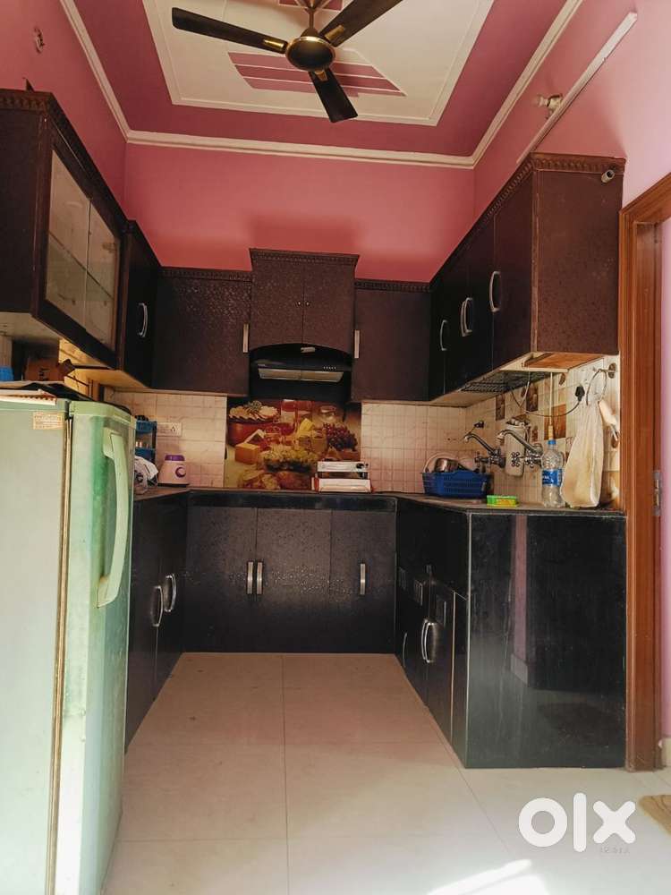 2bhk fully funished floor in urban estate