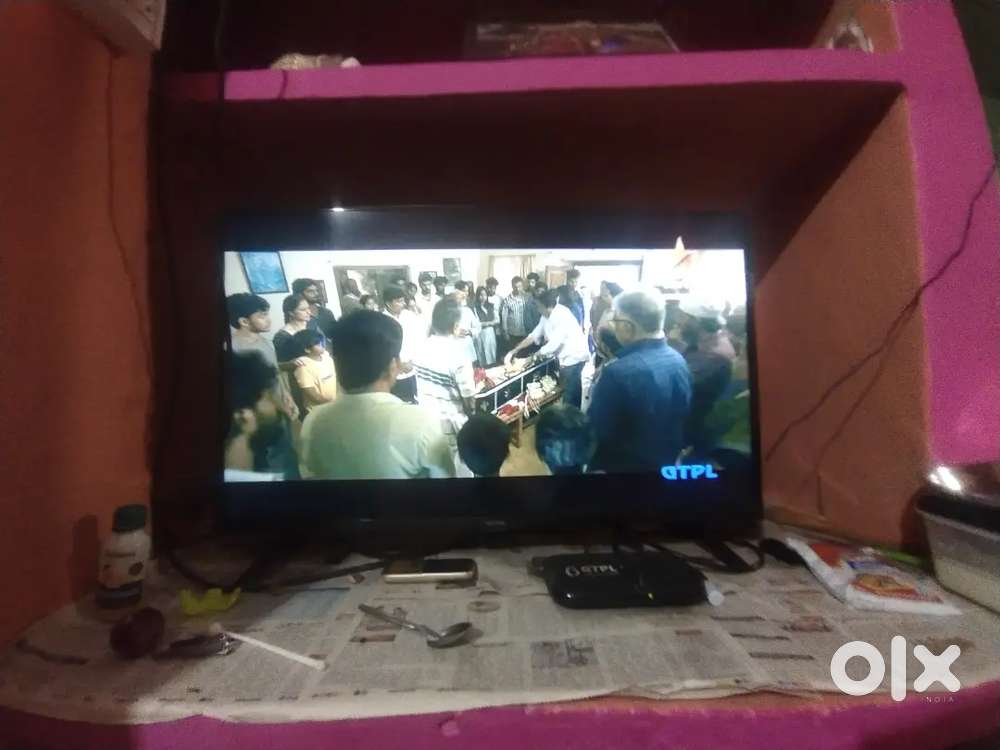 Realme 32 inch tv good condition no problems