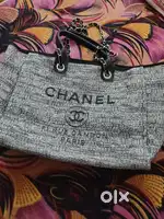 Tote handbag