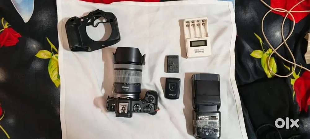 Canon EOS R8