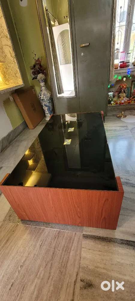 Glass top centre table