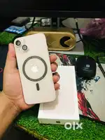 Iphone 13 ladies use phone 89 bettry health