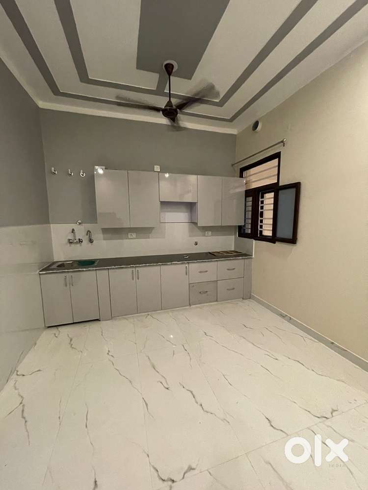 Rooms sets of 2 BHK and 1 BHk available for rent. Price negotiable