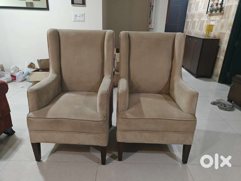 Elegant Beige Wingback Armchairs – Set of 2  Excellent Condition