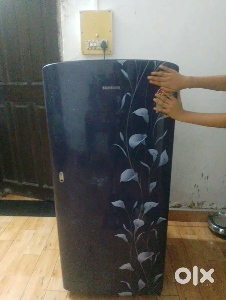 We are bored from this fridge so we are selling this fridge