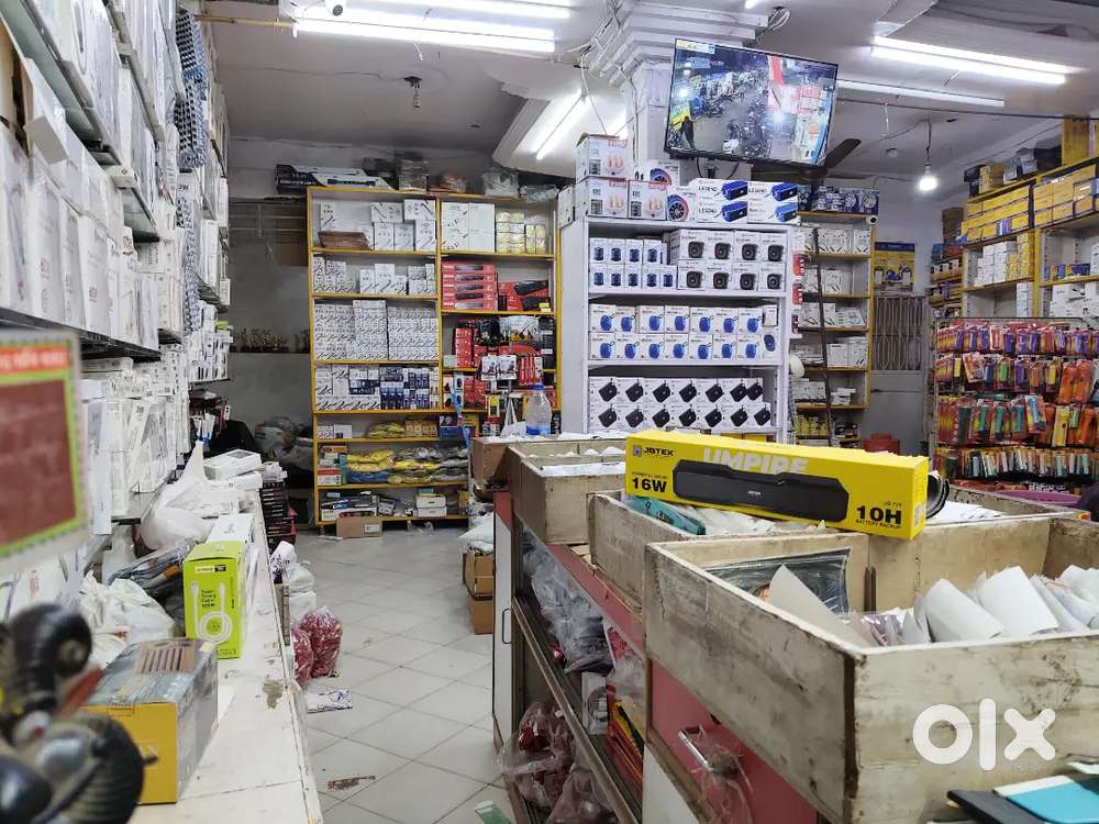 Data entry operator for mobile shop