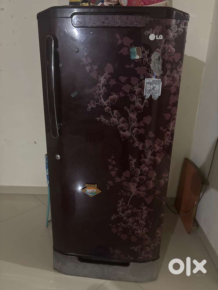 LG 215L 5 star direct cool single door refregrator coloue velevt bloss