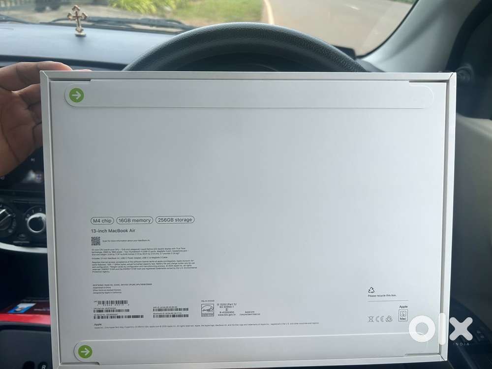 Macbook M4 Air sealed box